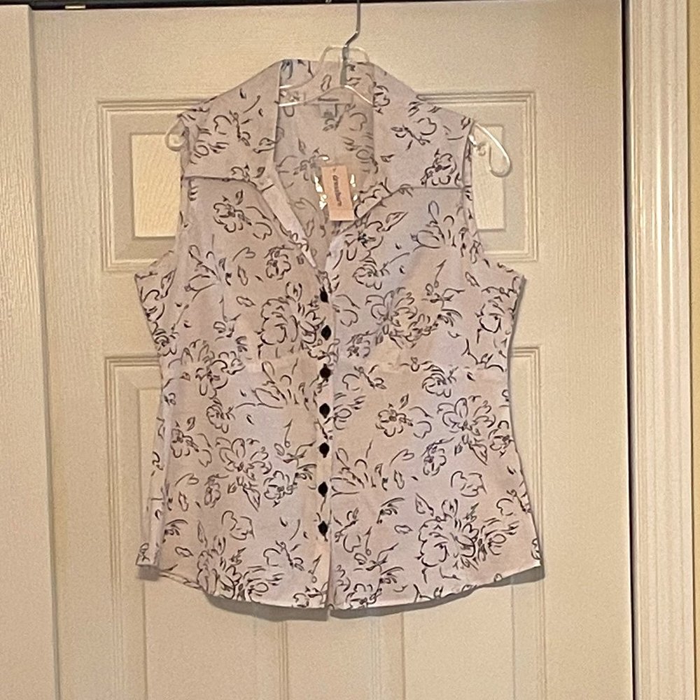 NEW White Sleeveless Top